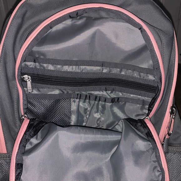 North Face Jester Backpack - Picture 4 of 4